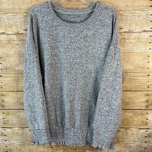 Torrid Relaxed Fit Super Soft Plush Drop Shoulder Smocked Bottom Sweater Top EUC